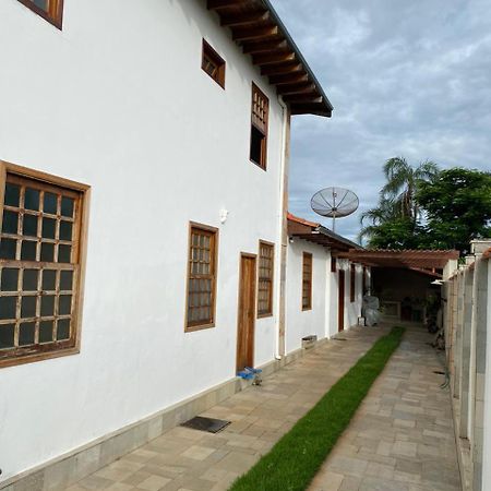 Вилла Quinta Da Estalagem Casa Completa Пиренополис Экстерьер фото